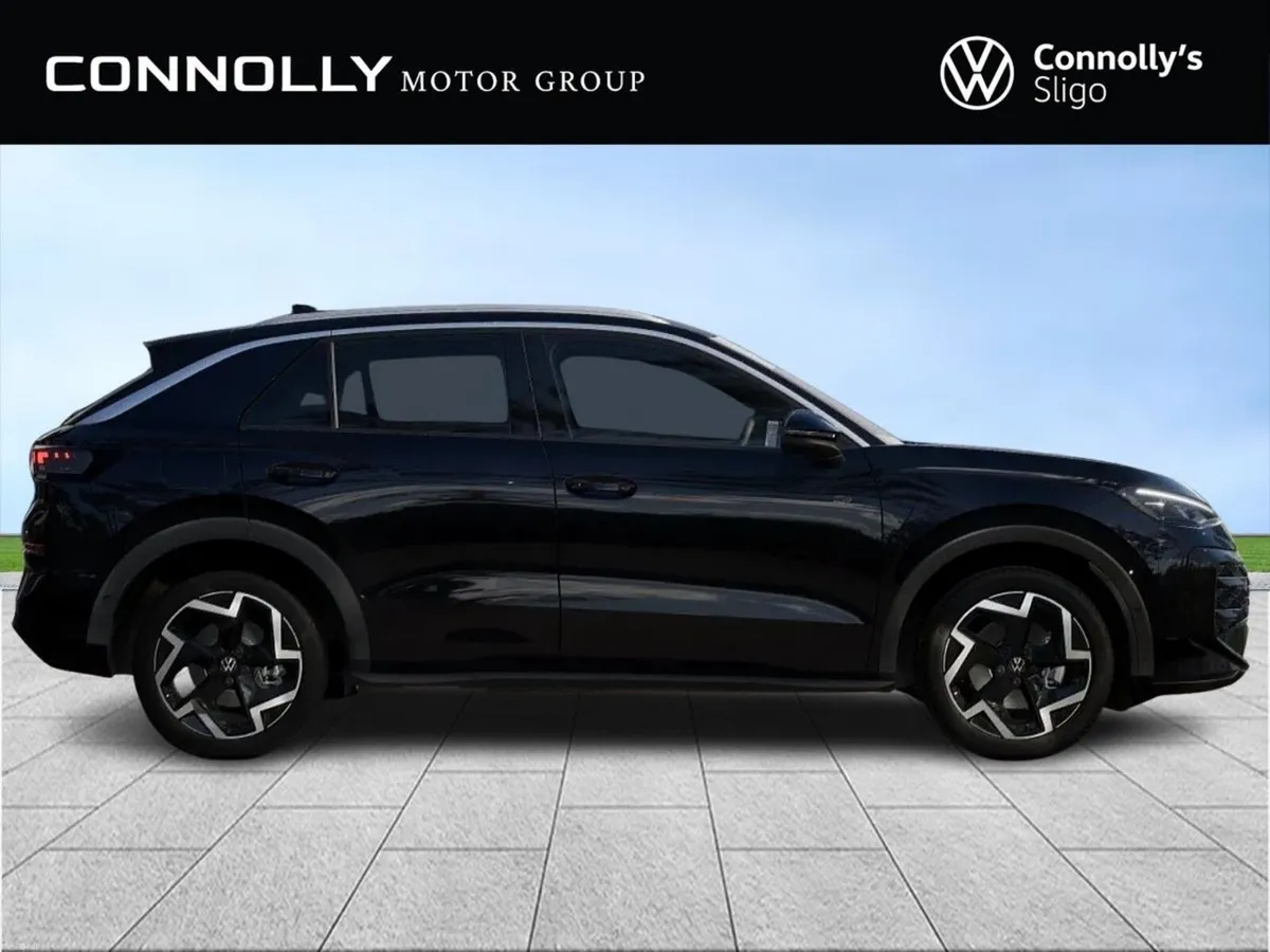 Volkswagen T-Roc RLINE 1.5TSI 150HP AUTO *NEW MODE - Image 3