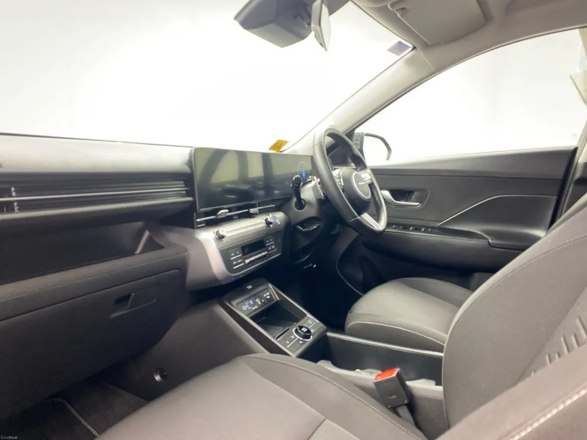 Hyundai KONA 1.6 HYBRID Elegance Auto - Image 2