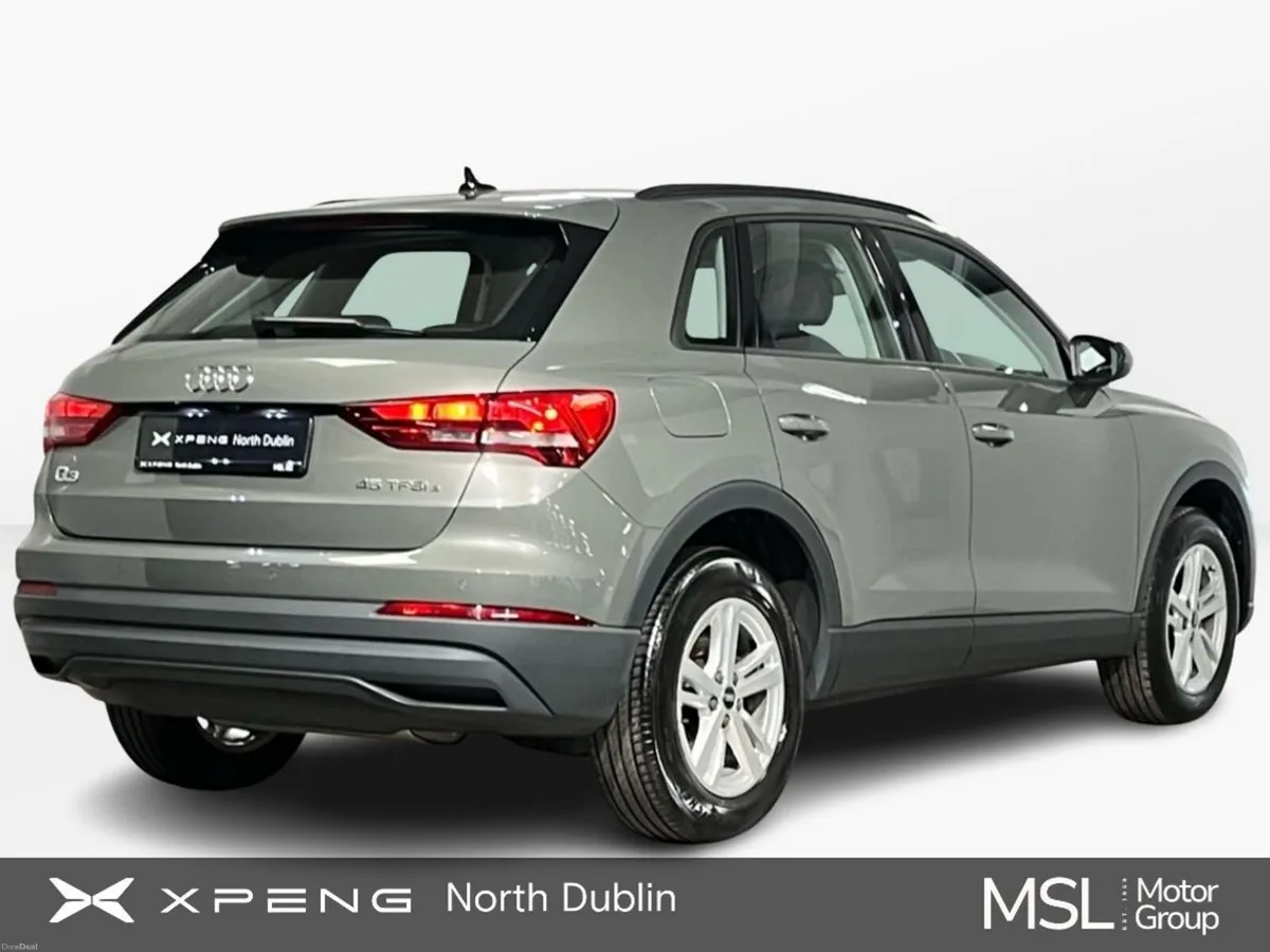 Audi Q3 Technik 45TFSi E 245BHP - Reversing Camera - Image 3