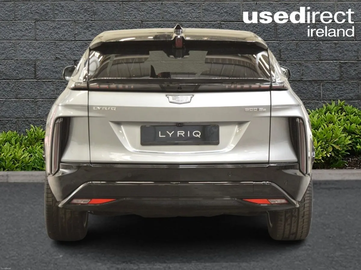 Cadillac Lyriq 600 E4 Sport - Image 4
