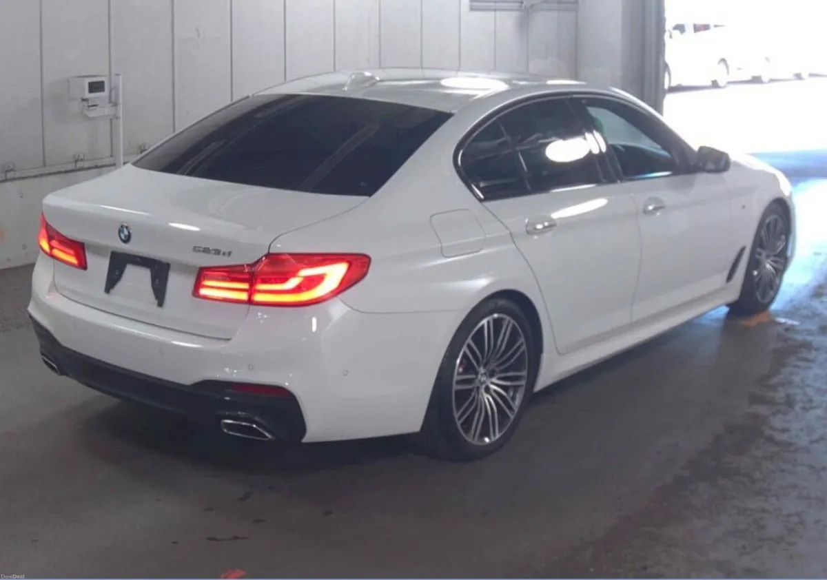 2018 BMW 5 Series Auto M Sport - Image 3