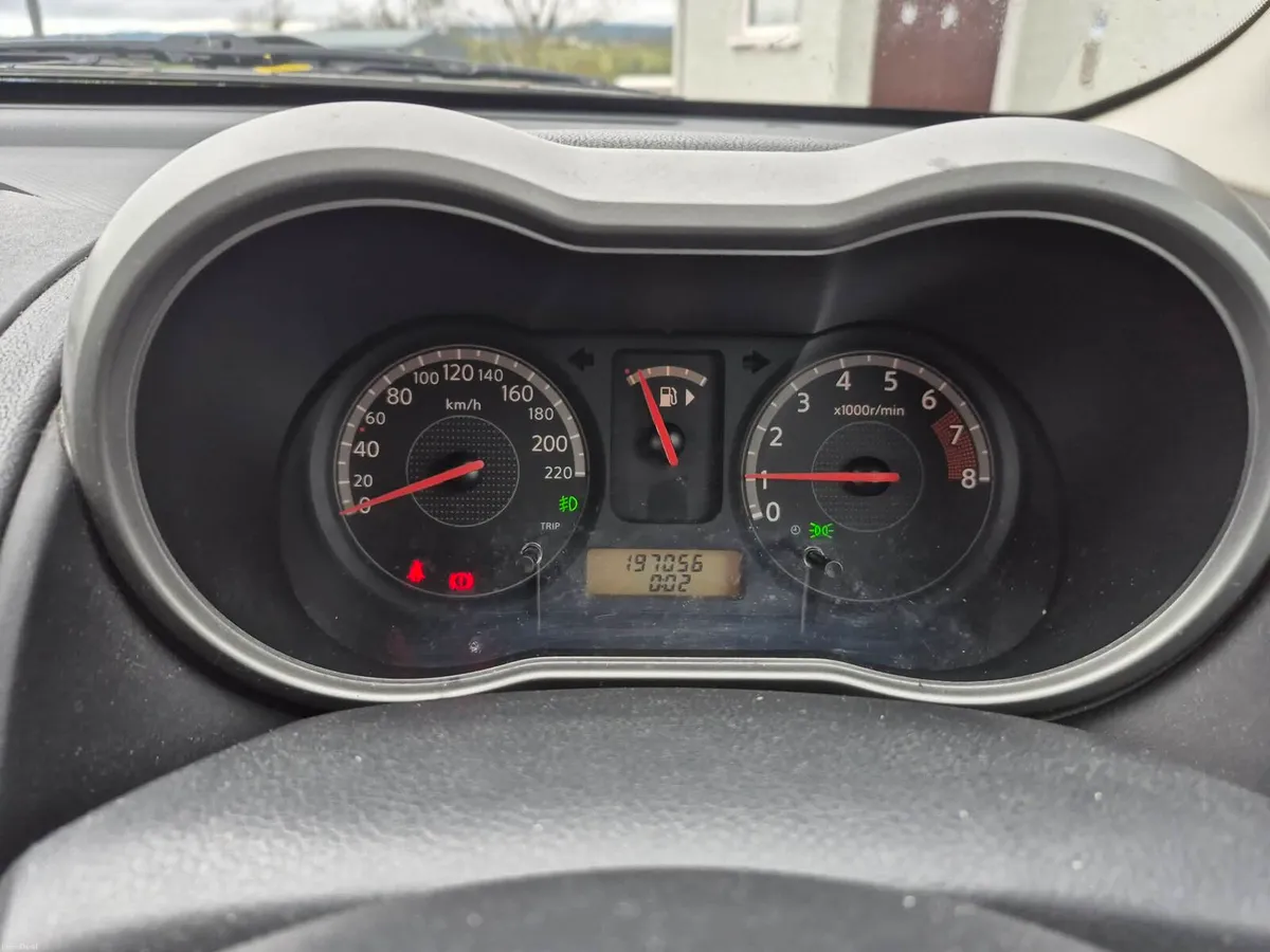 Nissan Note 1.4 petrol - Image 3