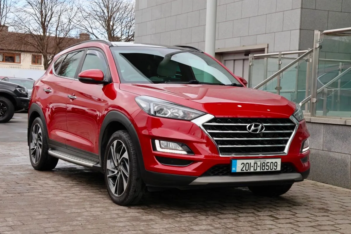 Hyundai Tucson 2WD Premium, High Spec - Image 3