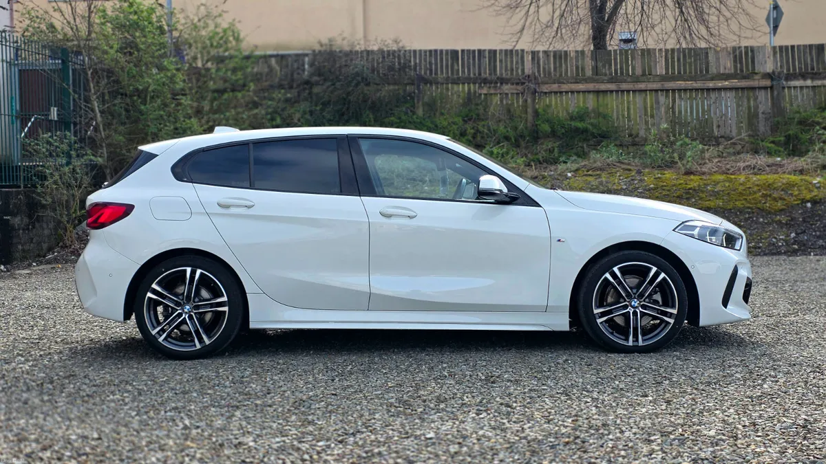 2020 BMW 118i M-Sport - Image 3