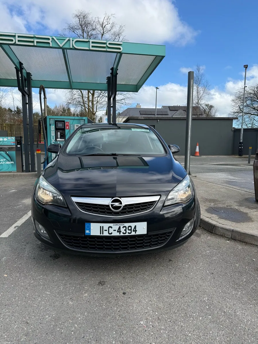 Opel Astra 1.7 SRI Taxed and NCT’d - Image 1