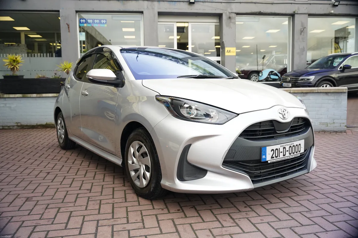 TOYOTA YARIS 1.0 X-EDITION 5DR HATCHBACK AUTOMATIC - Image 2