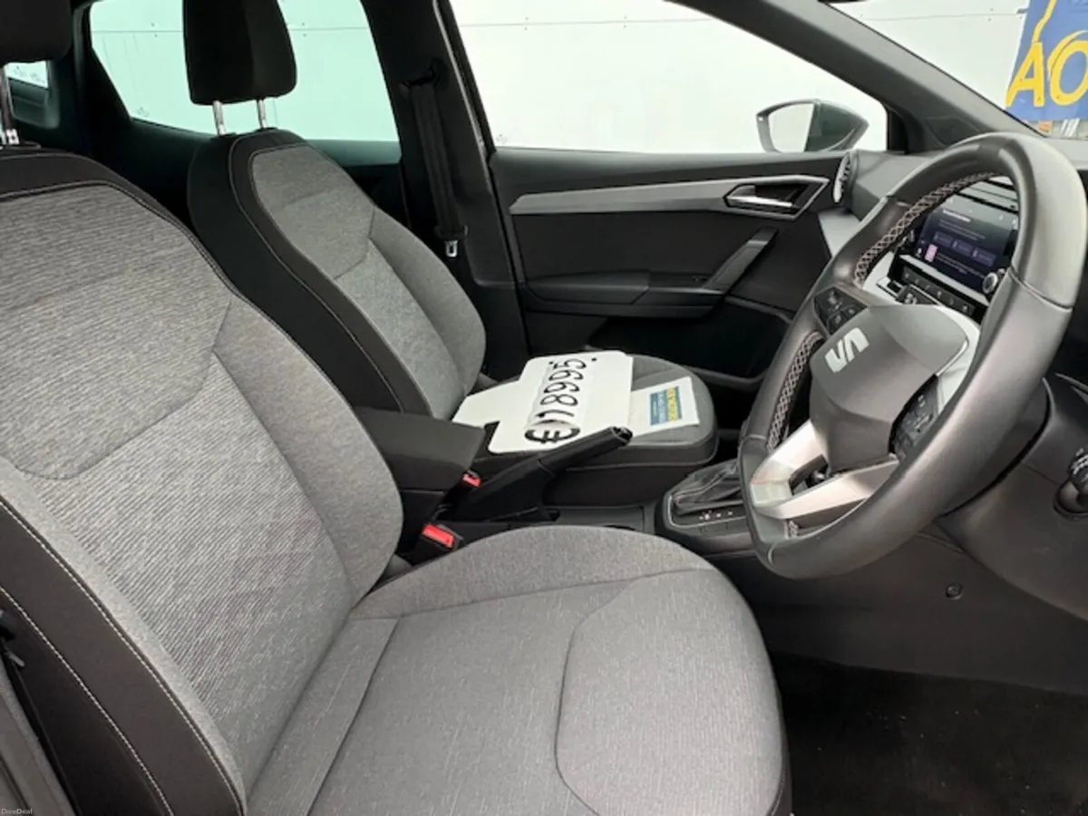 SEAT Ibiza 2023 Automatic - Image 4