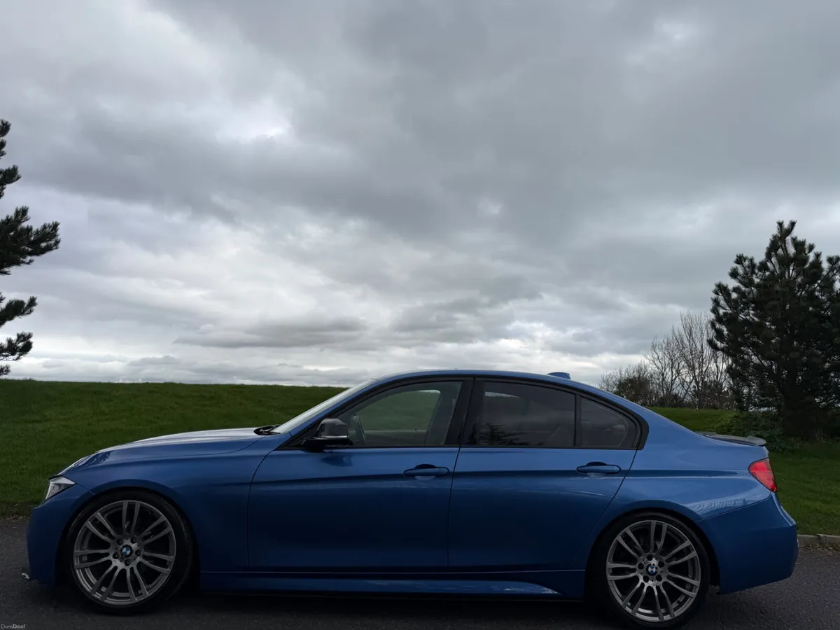 BMW 3-Series 2013 M Sport - Image 4