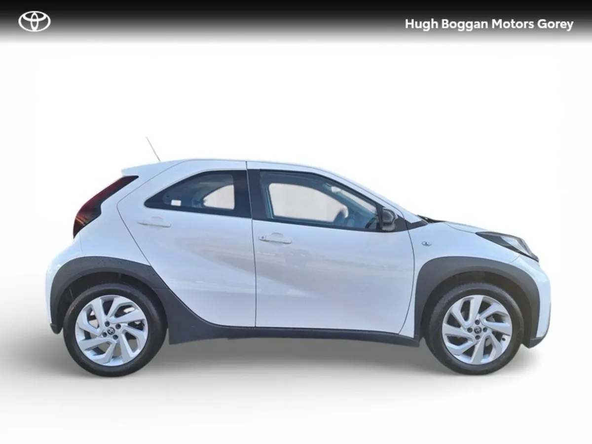 Toyota Aygo X 1.0 PULSE 4DR - Image 3