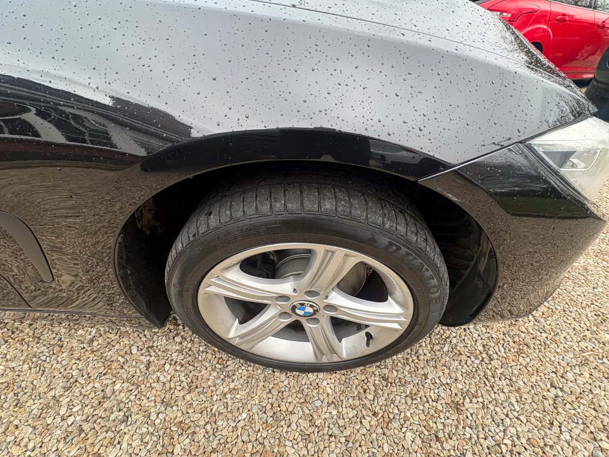BMW 4-Series 2014, 2.0 litre diesel manual  XDRIVE - Image 3