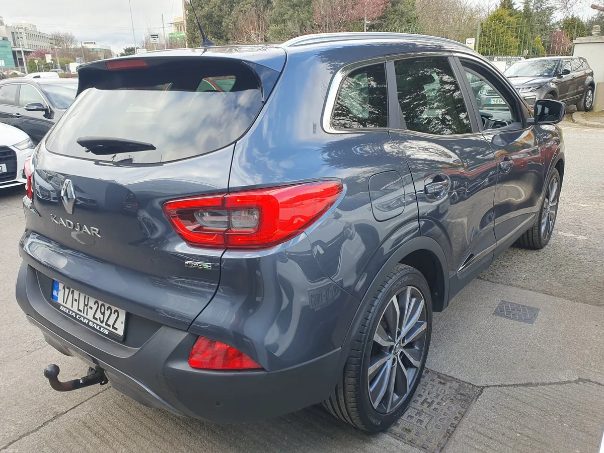 2017 RENAULT KADJAR SIGNATURE NAV 1.5 DCI 110BHP - Image 6