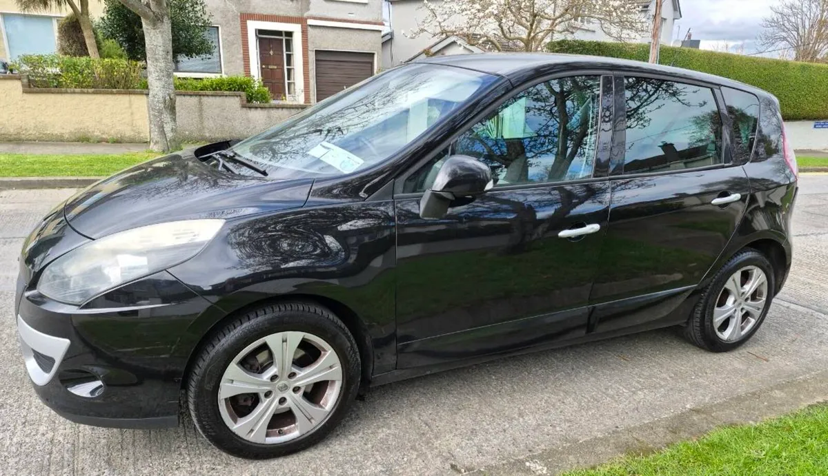 RENAULT SCENIC.  BRAND NEW NCT.  Reverse Sensors. - Image 4