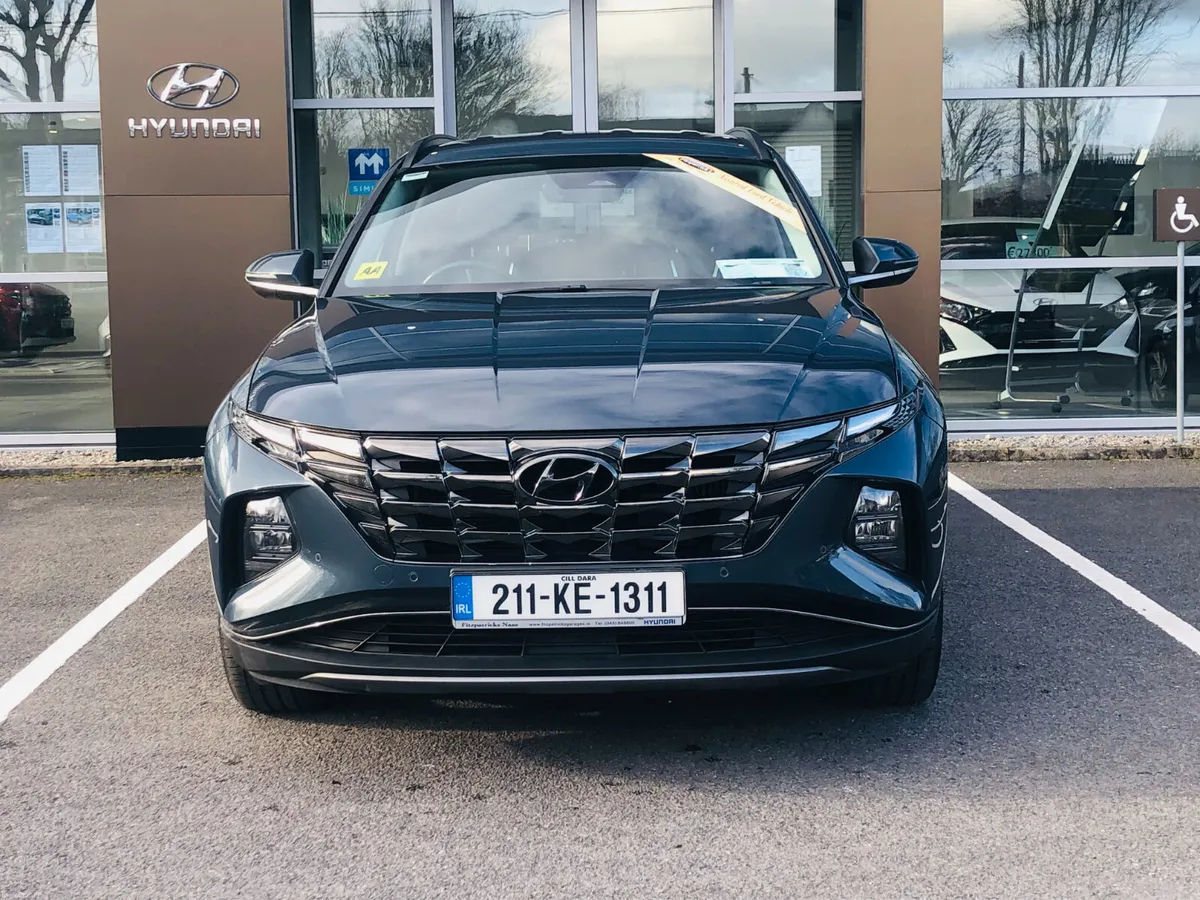 Hyundai Tucson Executive Plus 1.6 Hybrid Automatic - Image 2