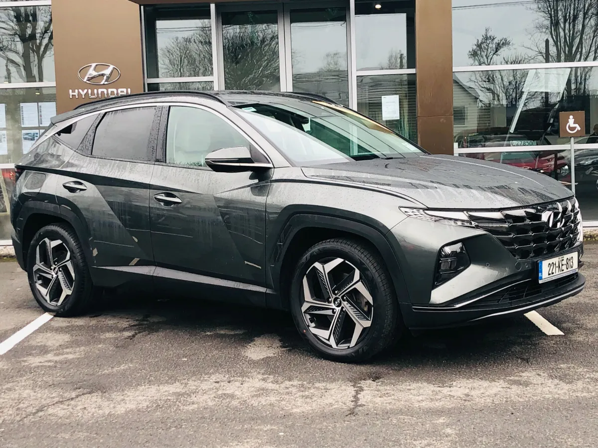 Hyundai Tucson Executive Plus 1.6 Plug-In Hybrid - Image 1