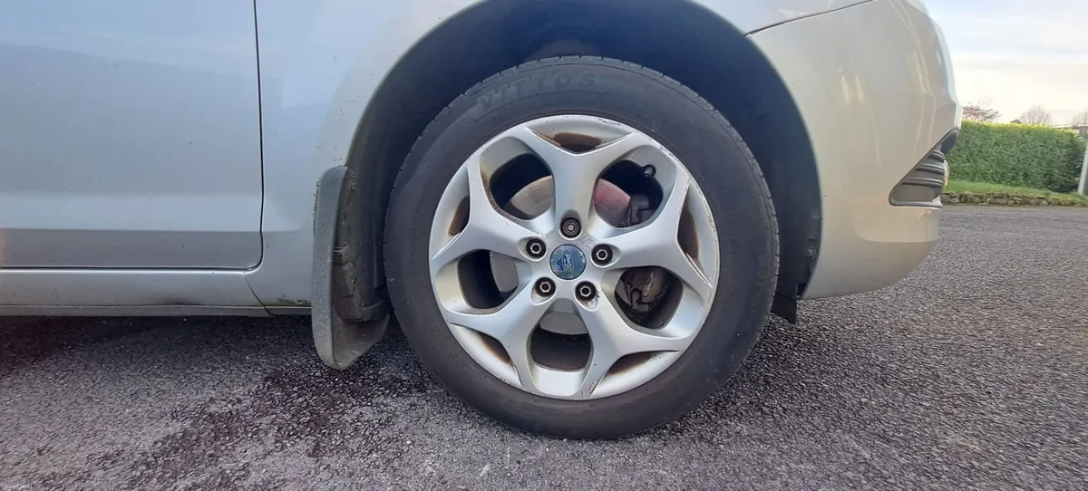 Ford Focus 2009 - Image 1