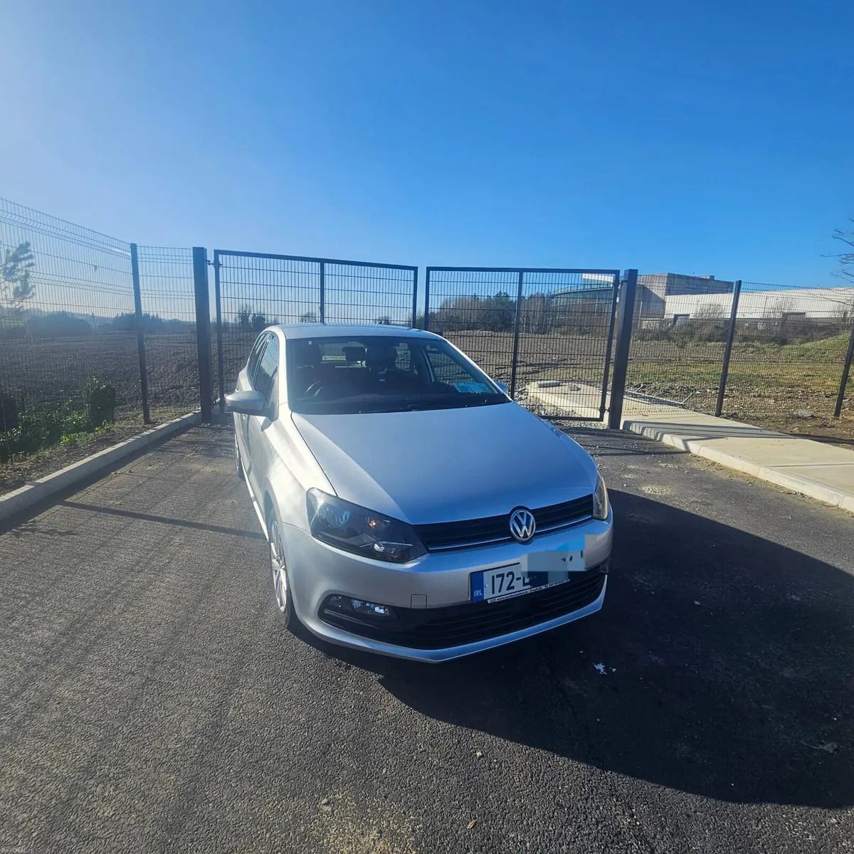 17 VW polo - Image 1