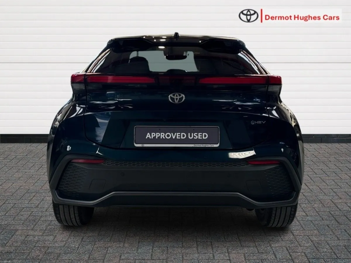 Toyota C-HR HYBRID SPORT AUTO - Image 4