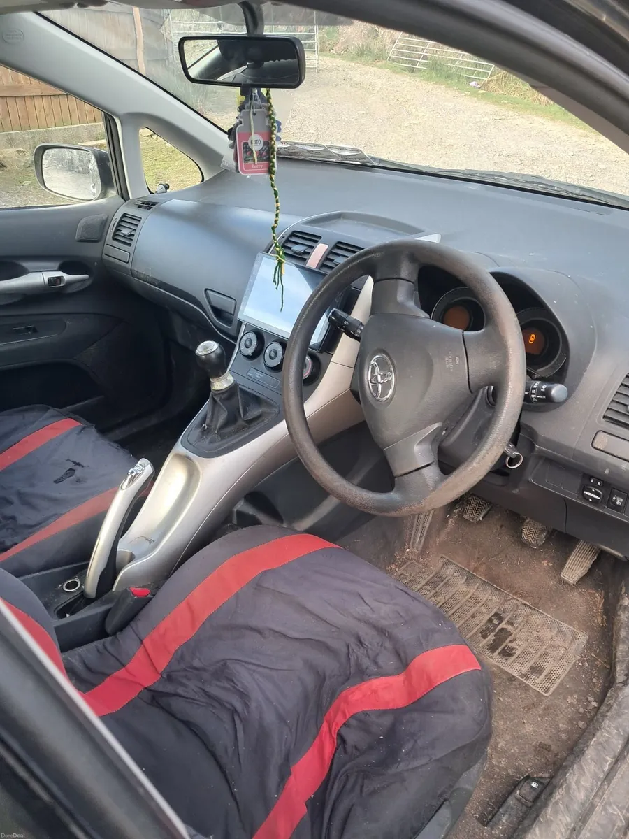 Toyota Auris 2007 - Image 4