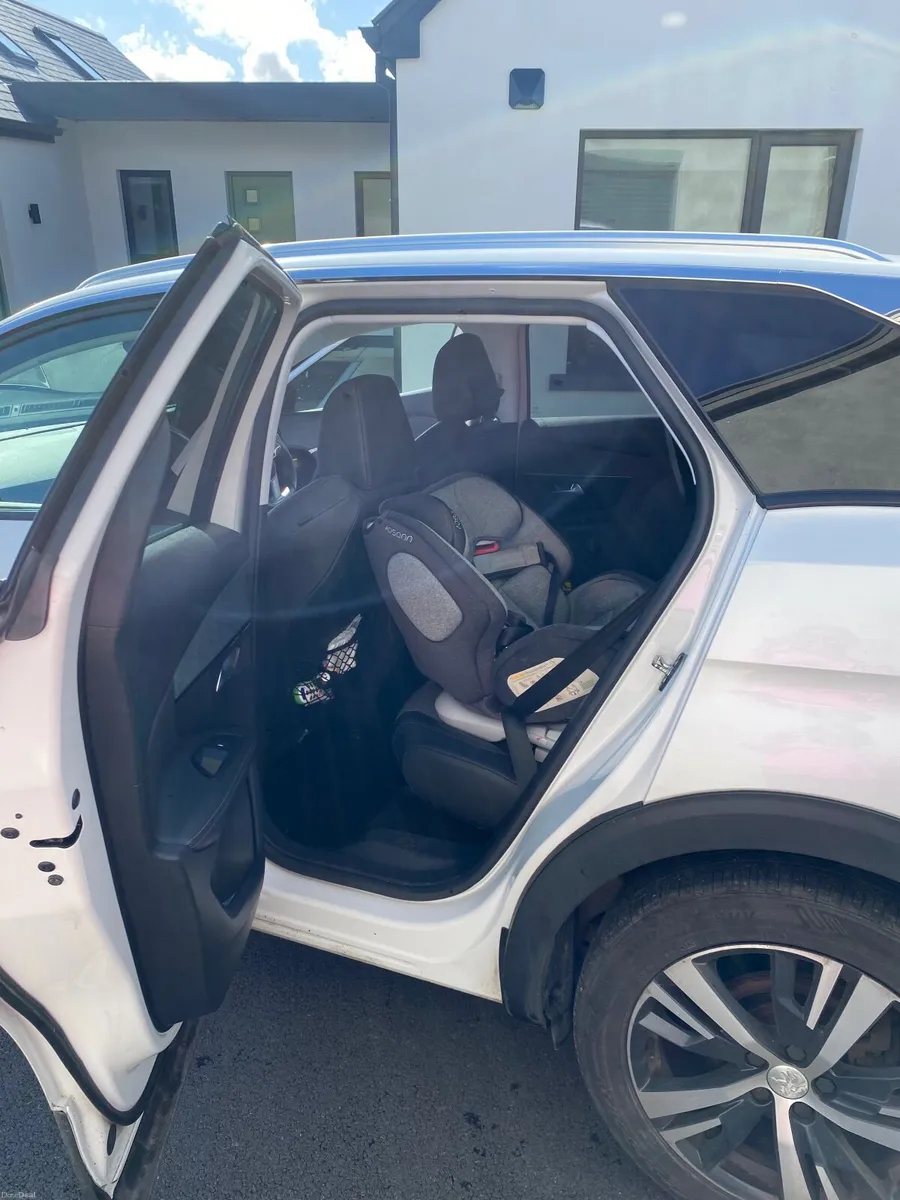 Peugeot 3008 2018 - Image 3