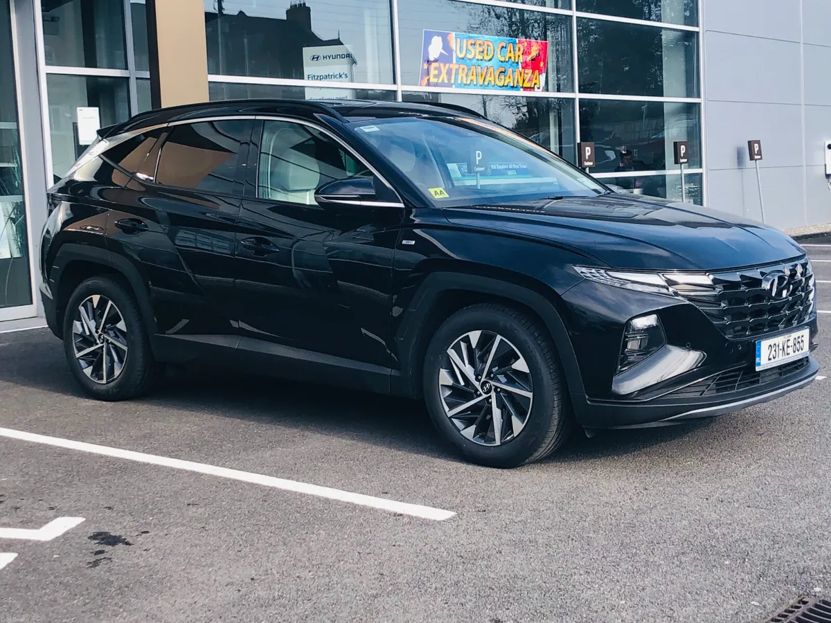 Hyundai Tucson Executive Plus 1.6 Diesel Automatic - Image 3