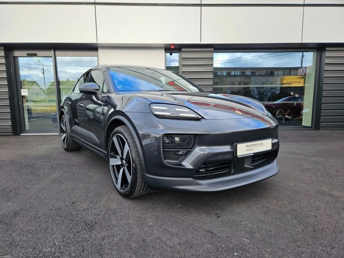 Porsche Macan - Image 1