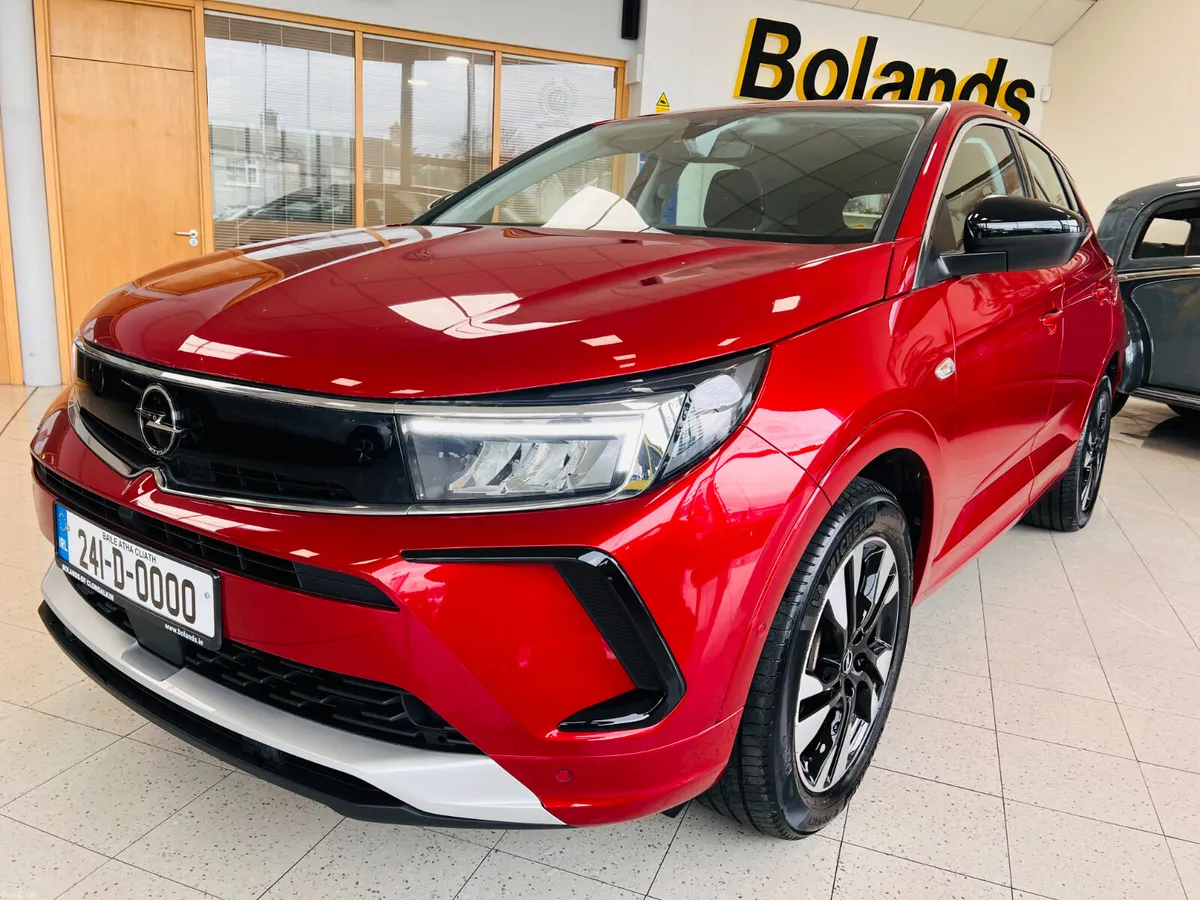 2024 OPEL EDITION Plug In Hybrid As New Low Kms Hu - Image 1