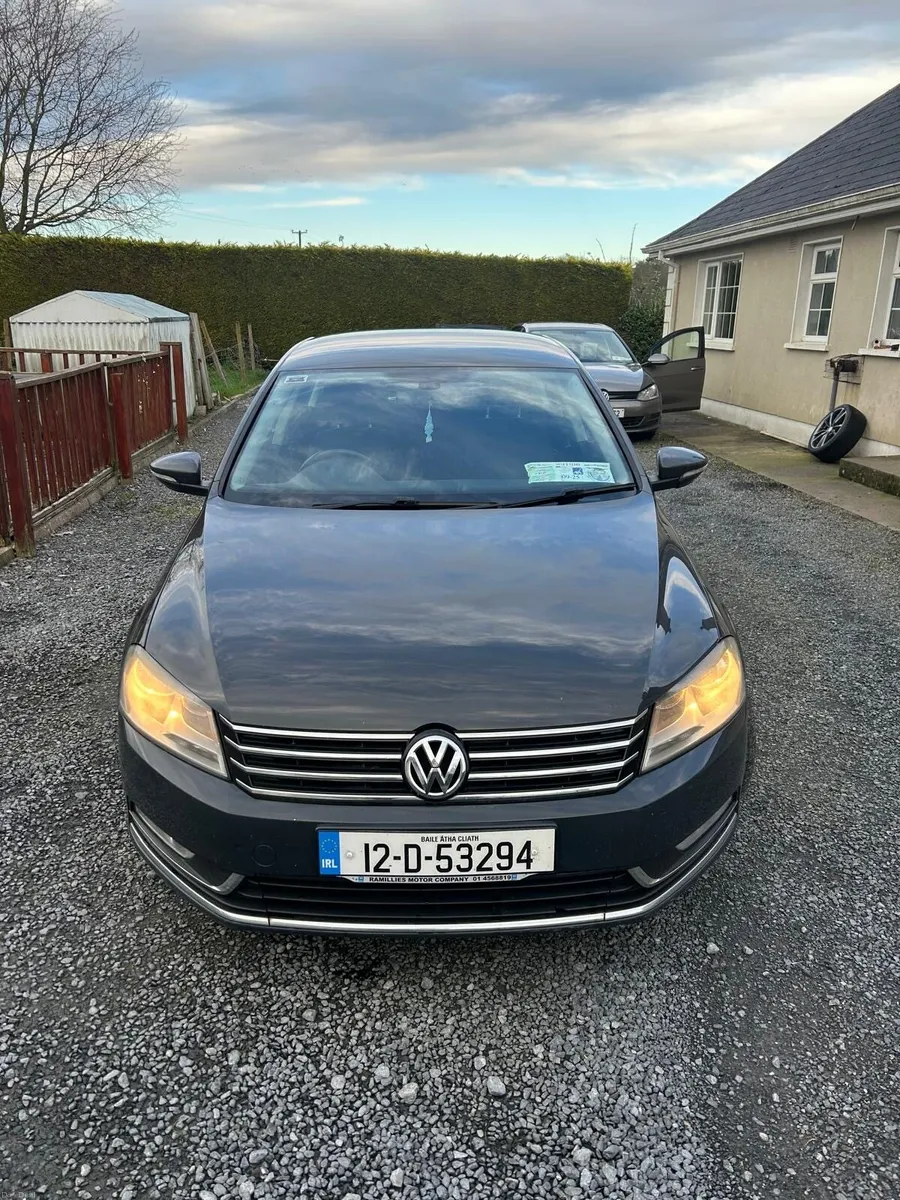 Volkswagen Passat - Image 2