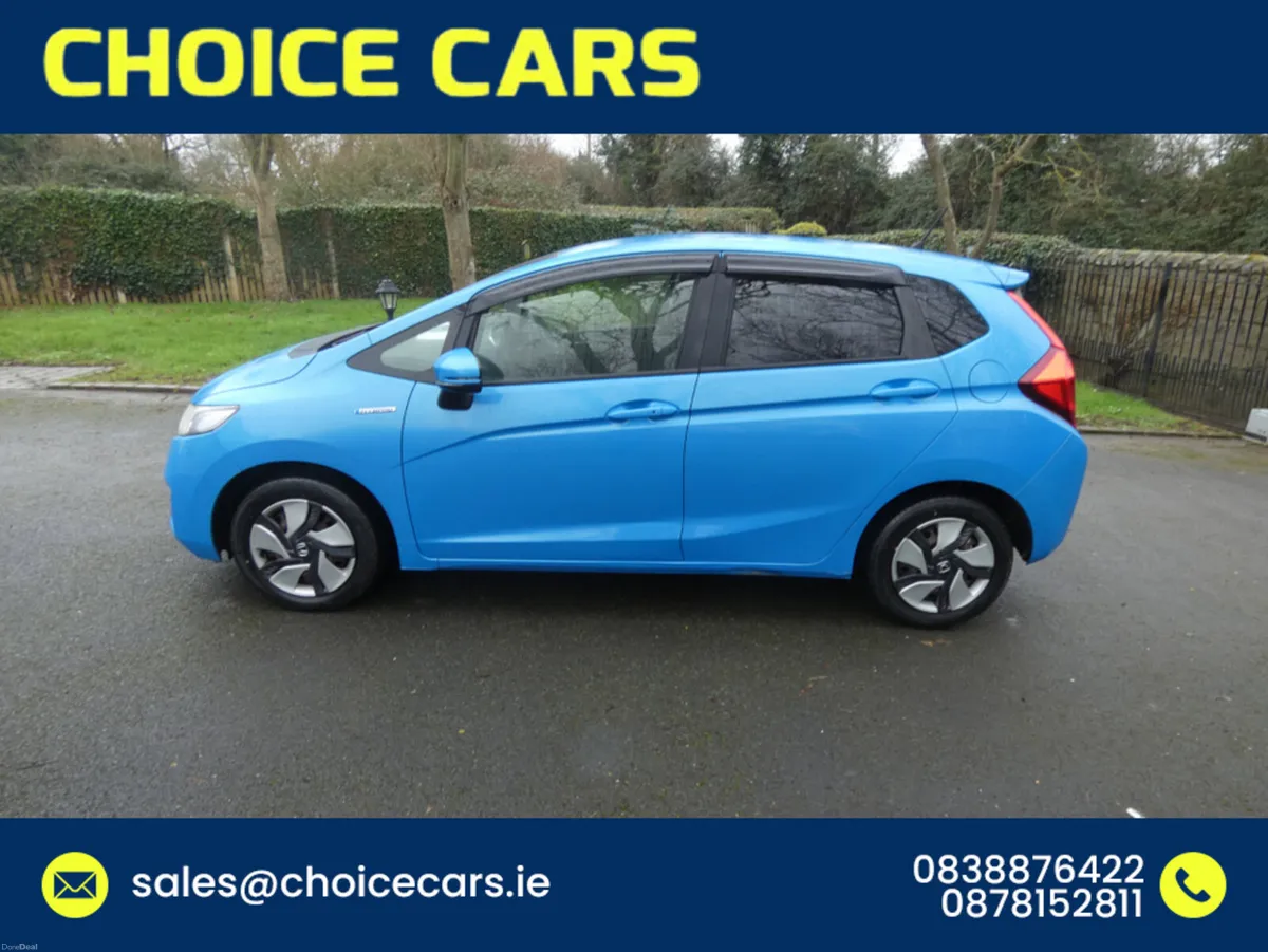Honda Fit 1.5 AUTO HYBRID - Image 3