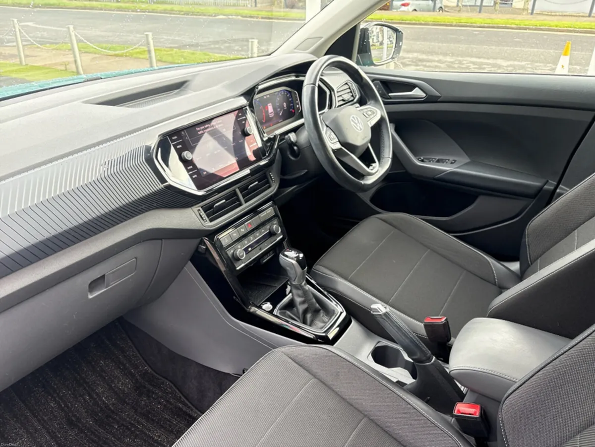 Volkswagen T-Cross 1.0L Petrol Automatic - Image 3