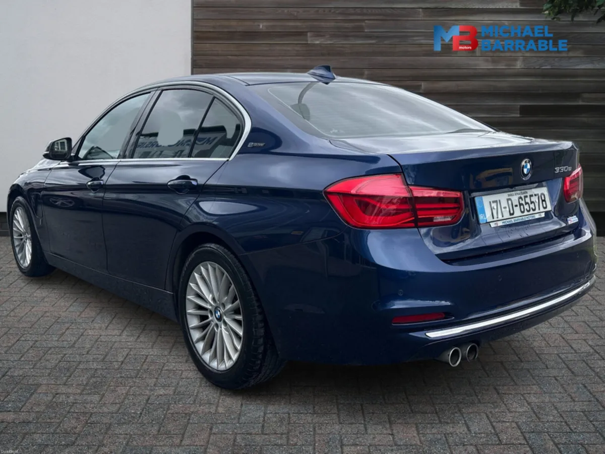 BMW 3-Series BMW 330e 2.0L Petrol Plug-In Hybrid A - Image 3
