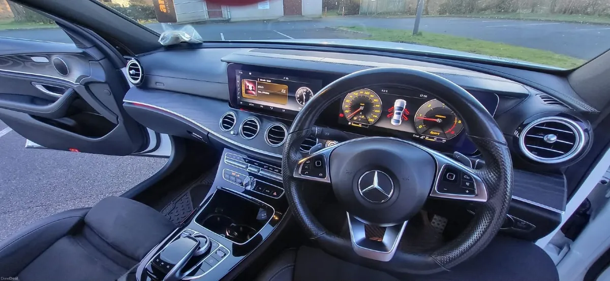 Mercedes-Benz E-Class 2017 - Image 4