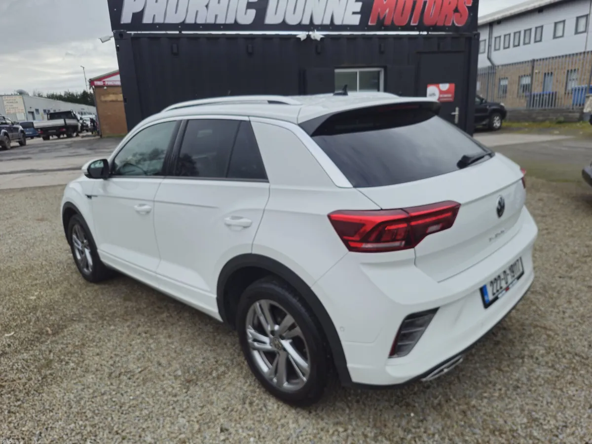222 Volkswagen T-Roc R-Line - Image 5