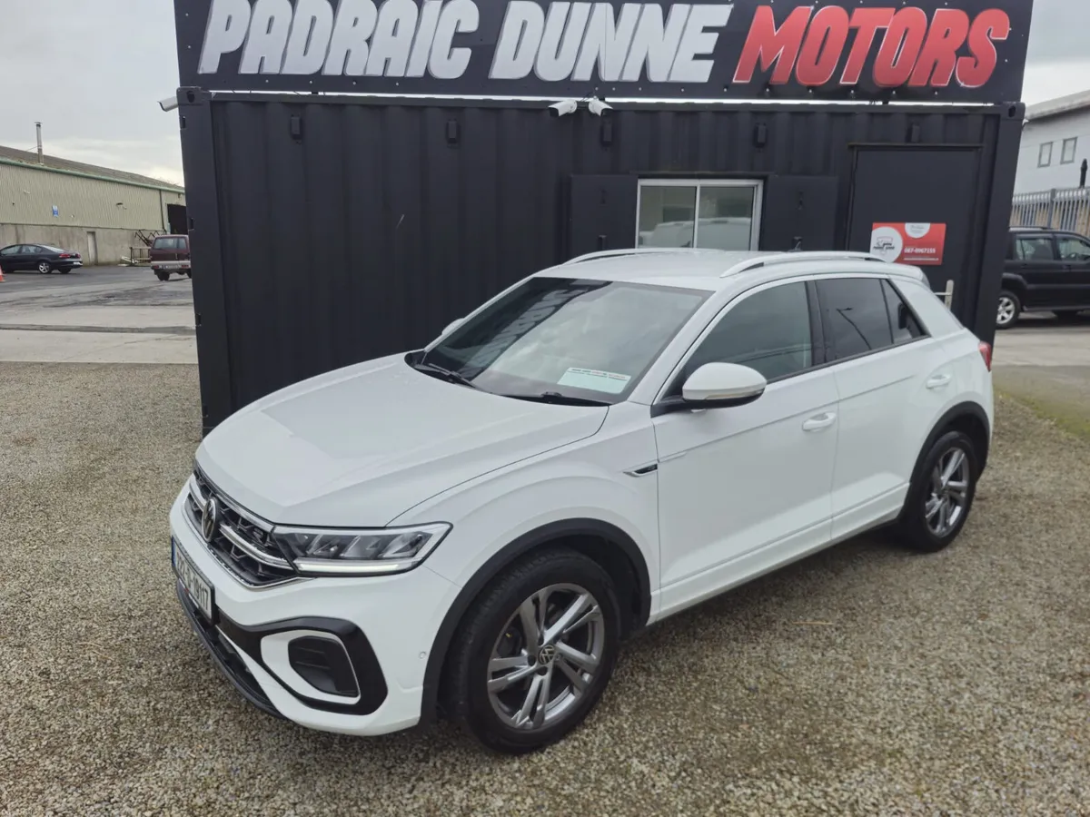 222 Volkswagen T-Roc R-Line - Image 1