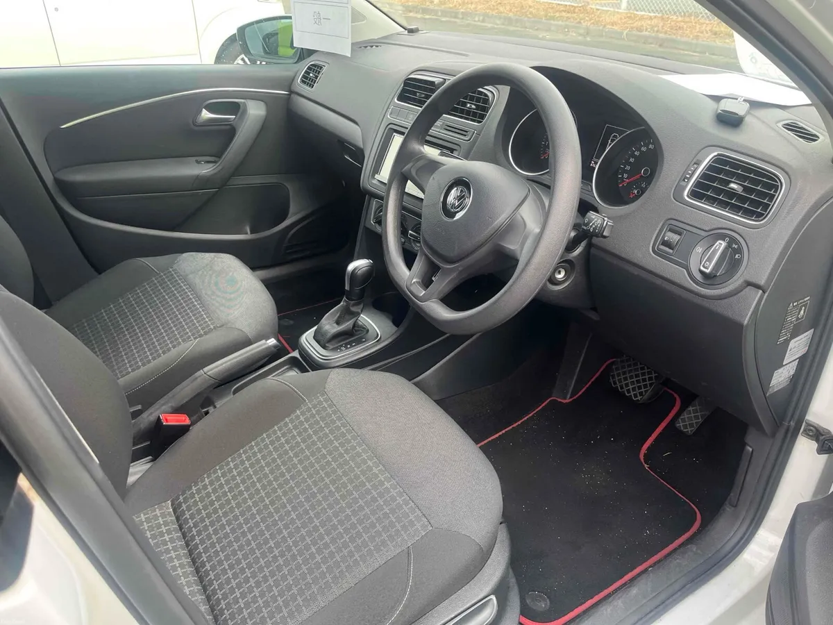VOLKSWAGEN POLO 1.2 TSI AUTO 2017 - Image 3