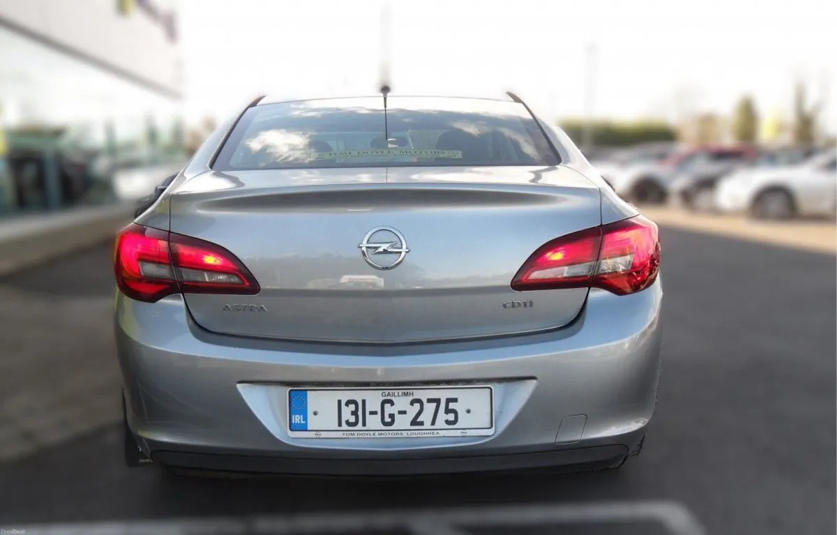 Opel Astra 1.7 CDTI 110PS SC - Image 4
