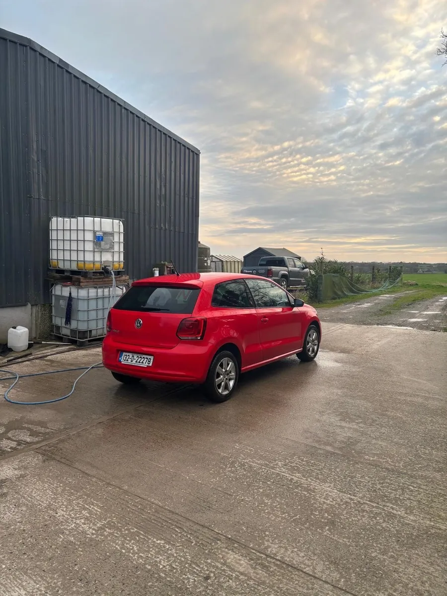 Volkswagen Polo 2013 - Image 2