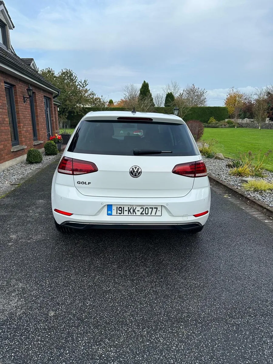 Volkswagen Golf - Image 4