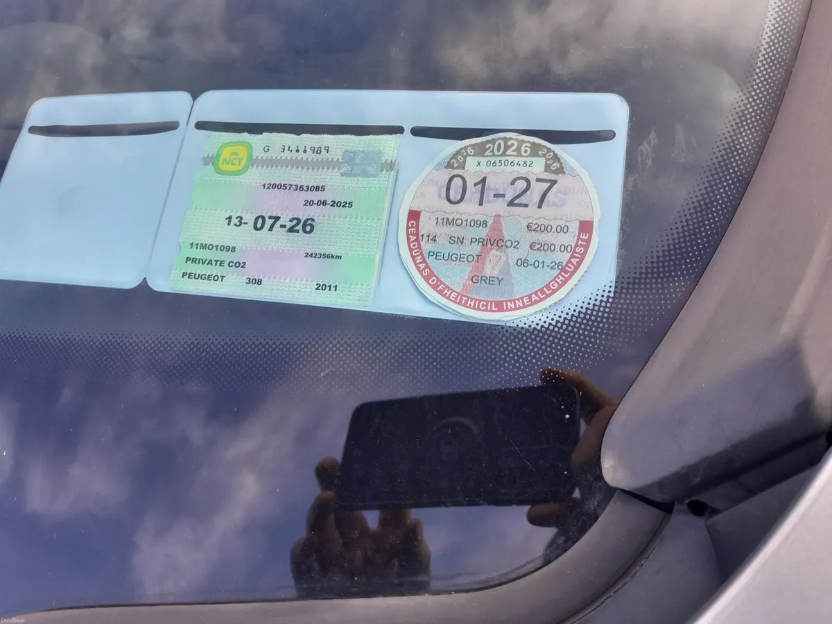 2011 Peugeot 308 automatic diesel  nct+tax .€ 2200 - Image 3