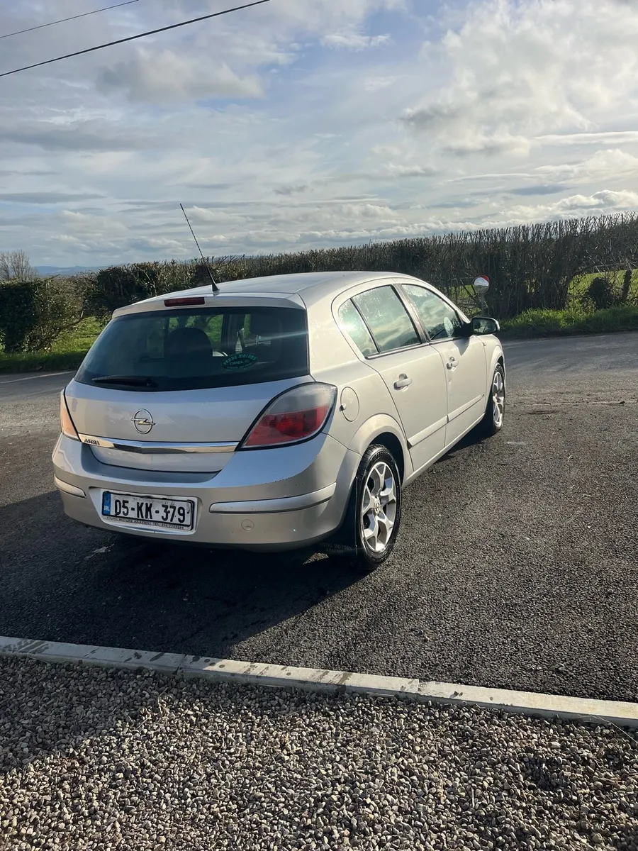 Opel Astra (low milage) - Image 4