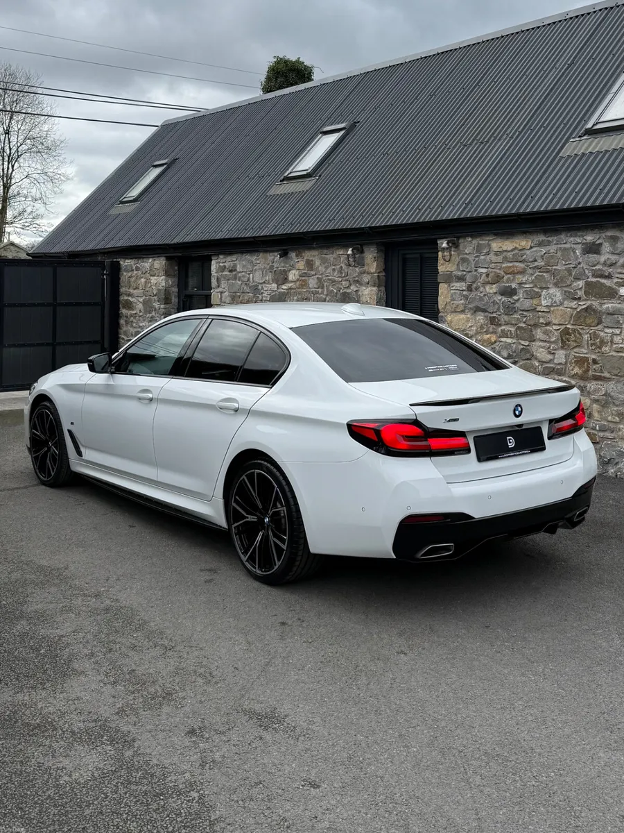 2020 BMW 5 SERIES AUTO M SPORT XDRIVE - Image 4