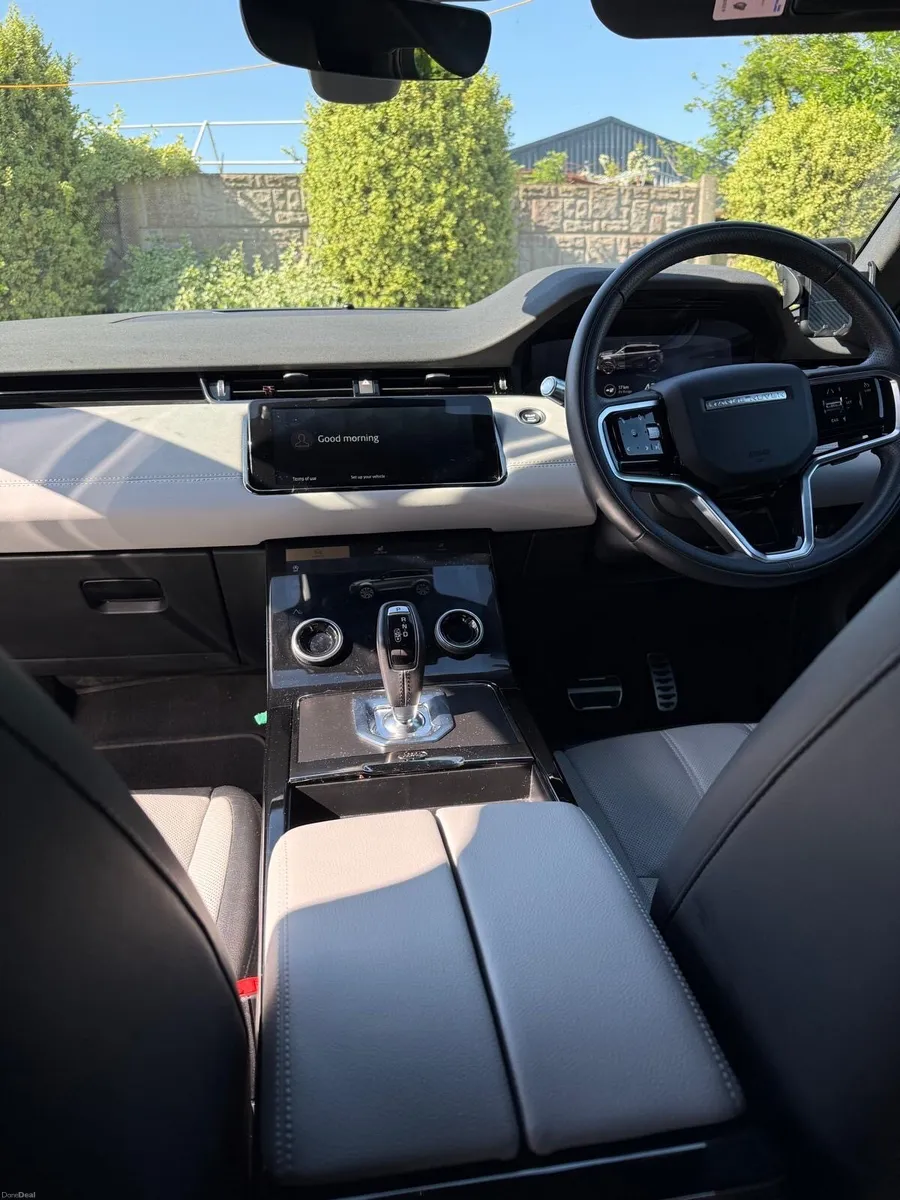 *Price* Range Rover Evoque | 26,000 KM | High Spec - Image 6