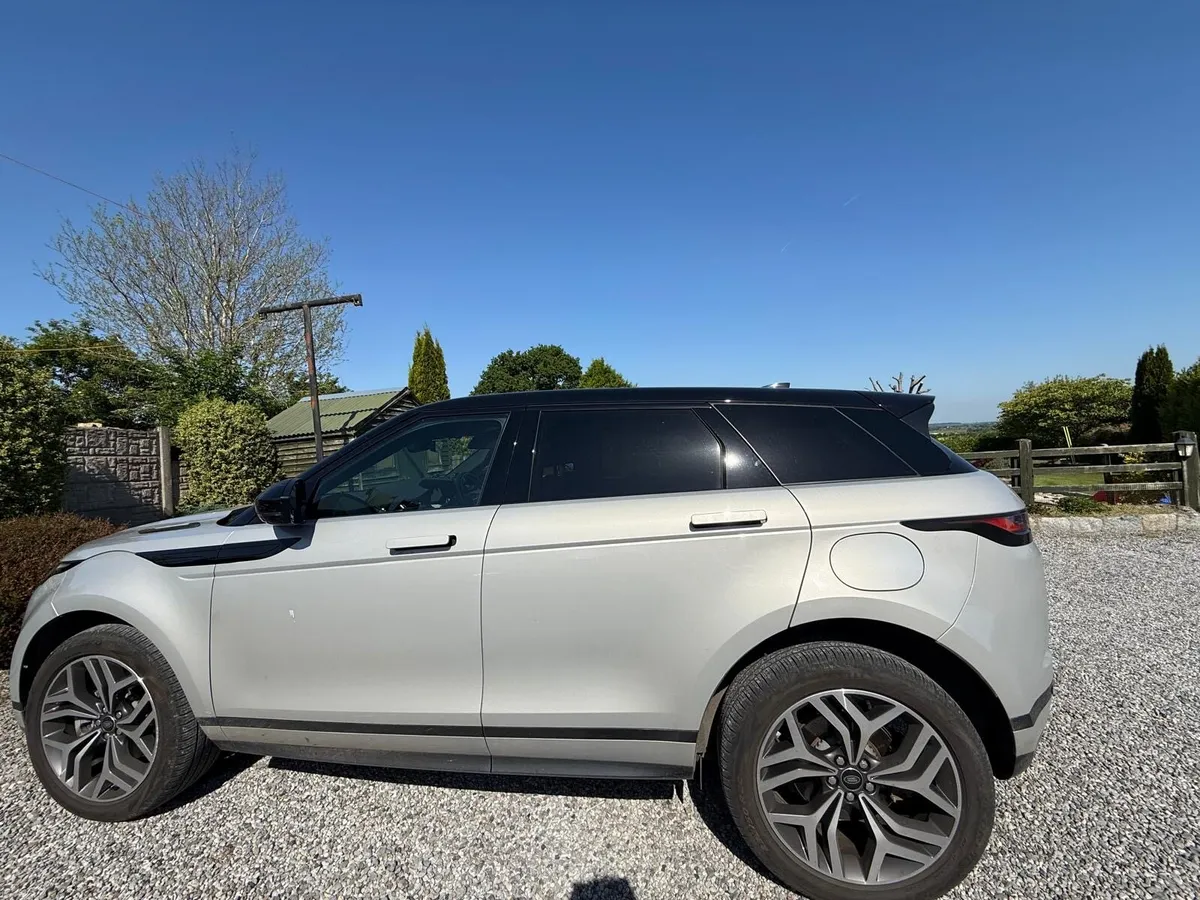 Range Rover Evoque | 26,000 KM | High Spec - Image 2