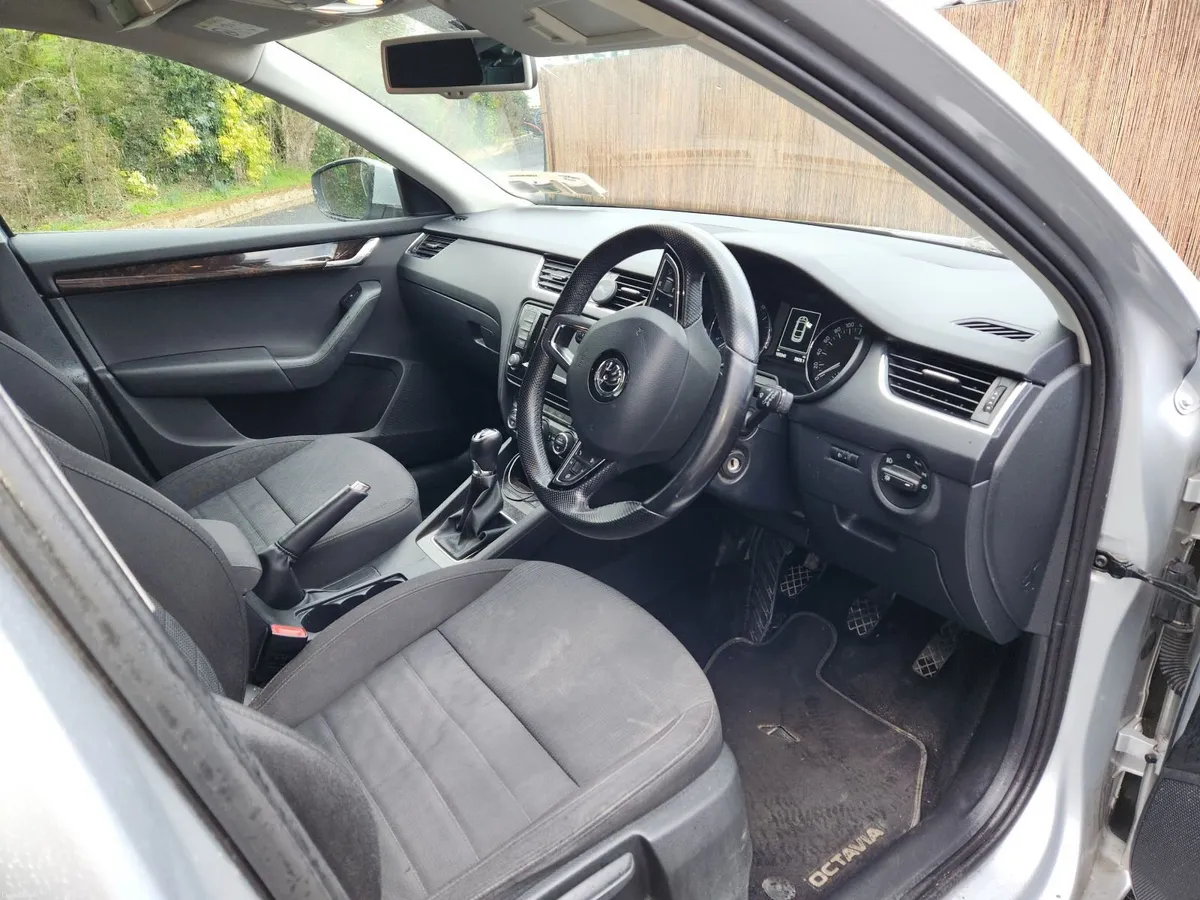 Skoda Octavia 2016 - Image 4