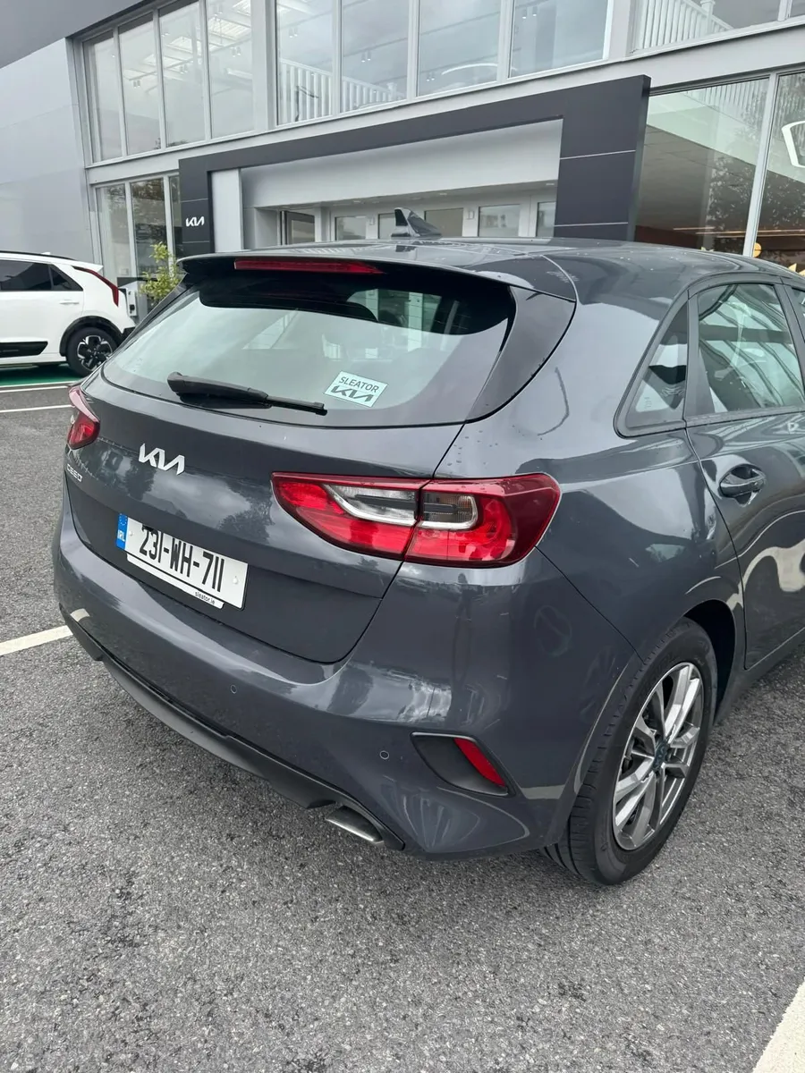 Kia Ceed 2023 - Image 4