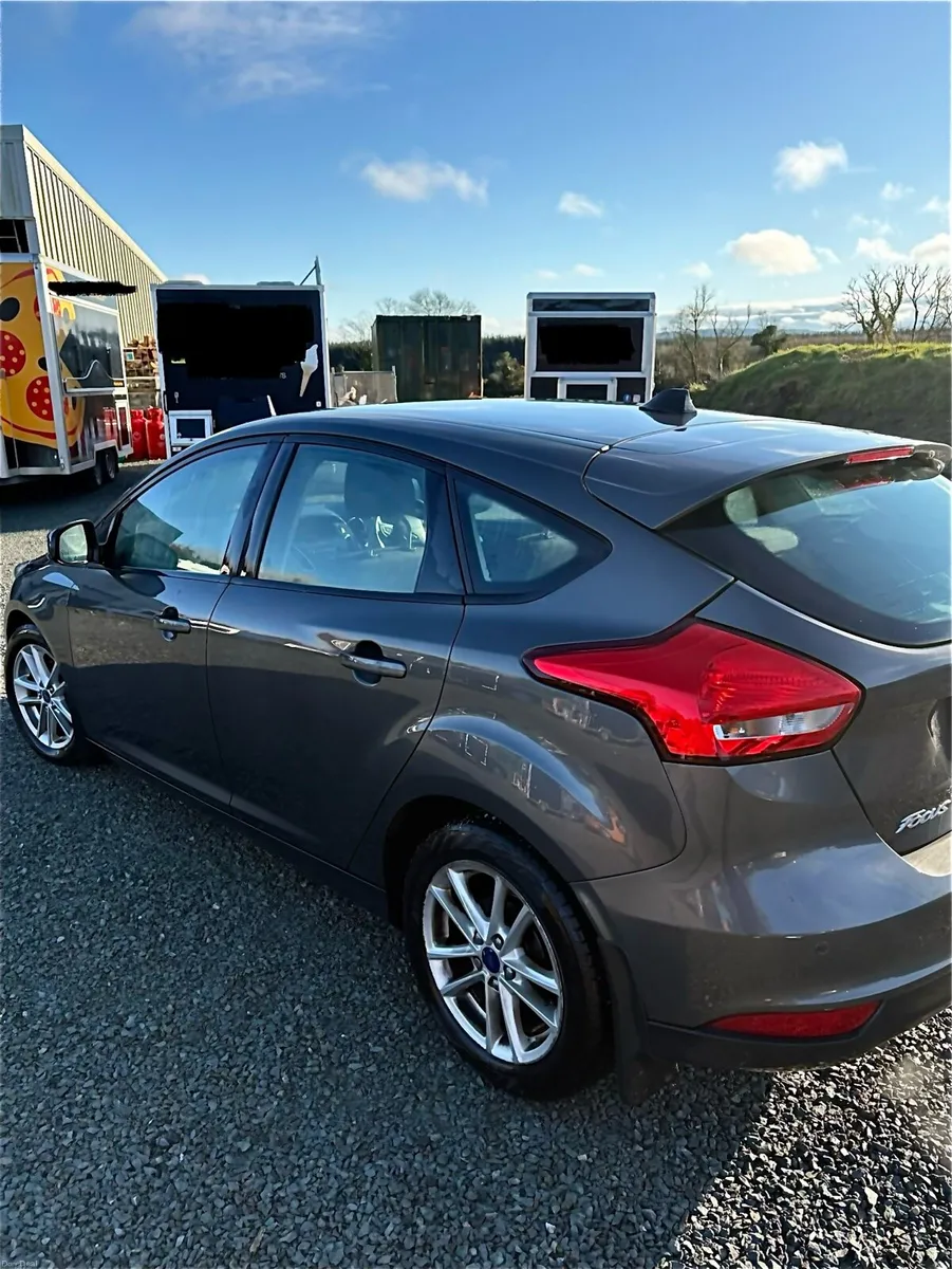Ford focus - Image 2