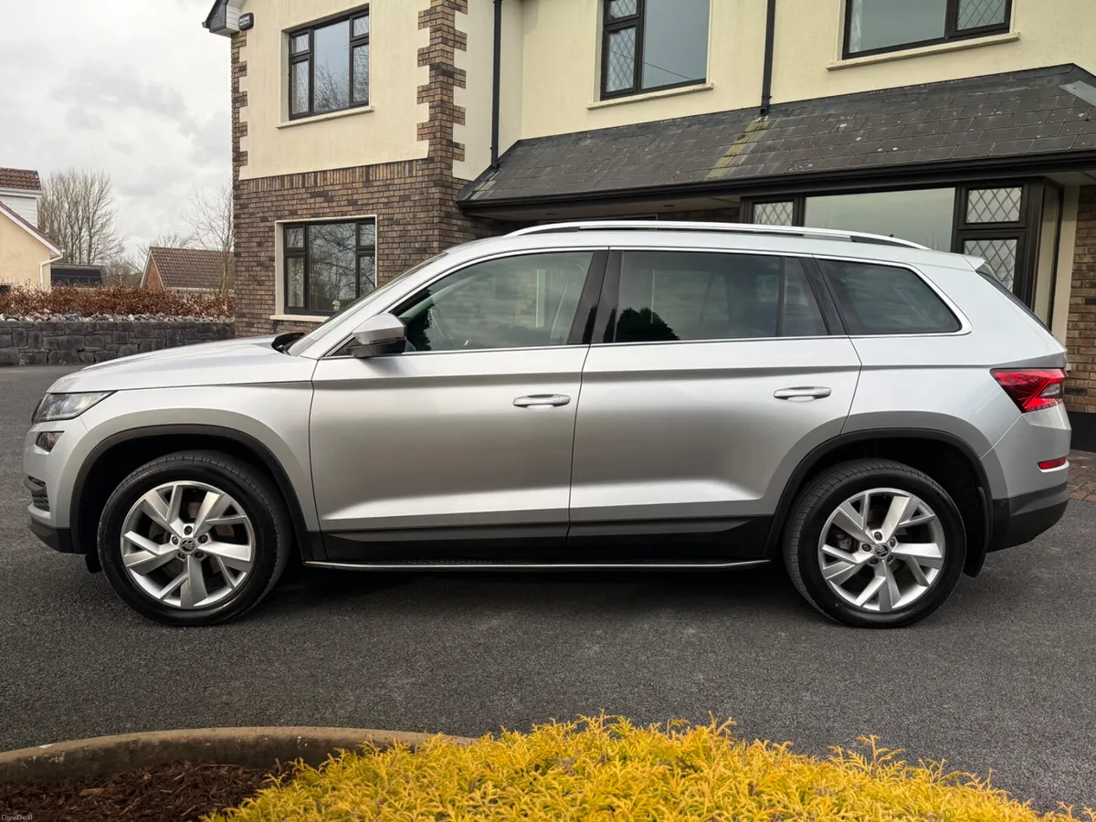 *Auto 7 seater* Immaculate 202 Skoda Kodiaq Style! - Image 4