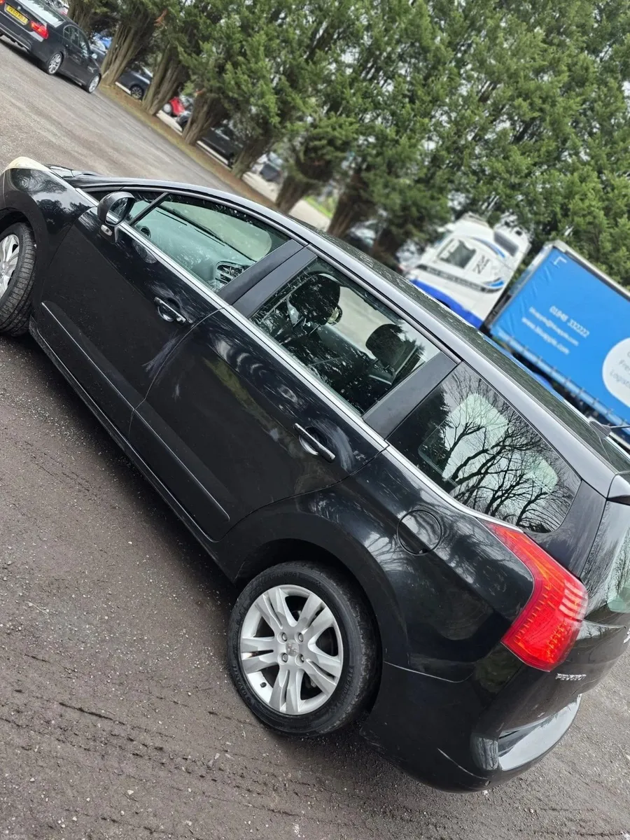2010 Peugeot 5008 AUTOMATIC New NCT & Tax €3,499 - Image 2