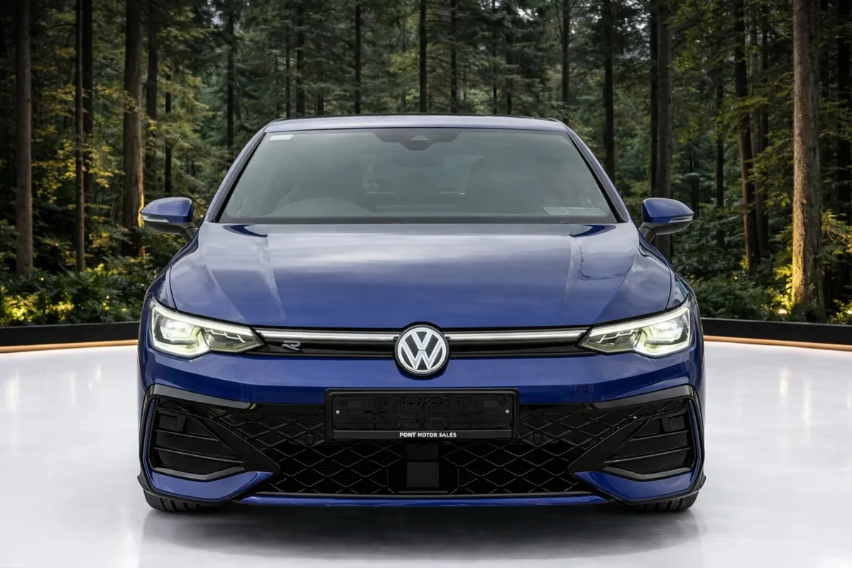 2025 VOLKSWAGEN GOLF 2.0TDI R-LINE AUTO - Image 4