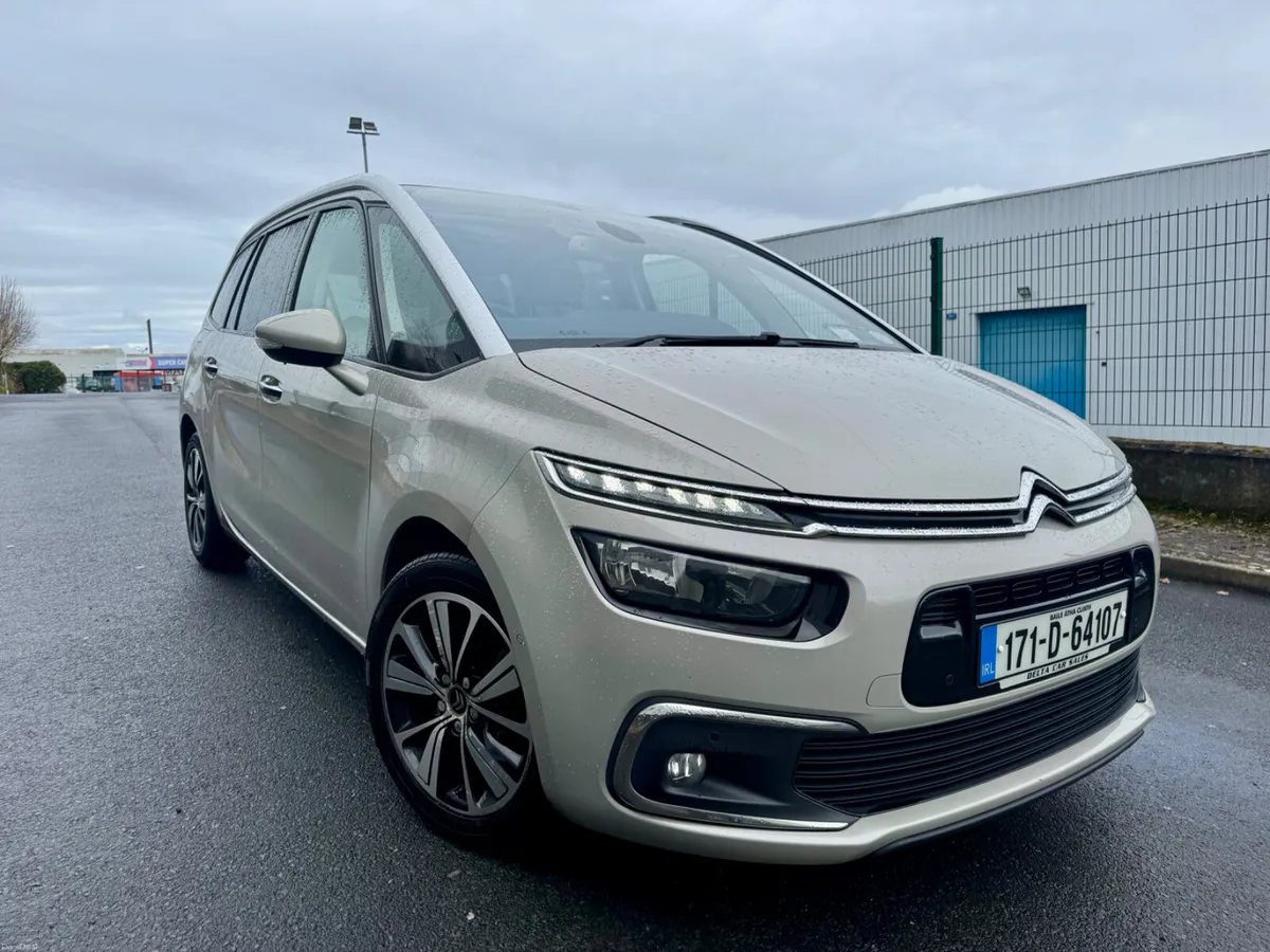 Citroen C4 2017 Picasso Flair model top spec - Image 2