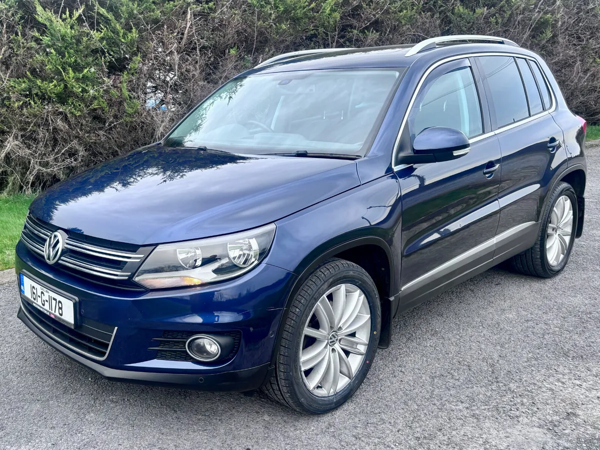 2016 Volkswagen Tiguan  2.0L  NEW NCT LOW KMS - Image 2